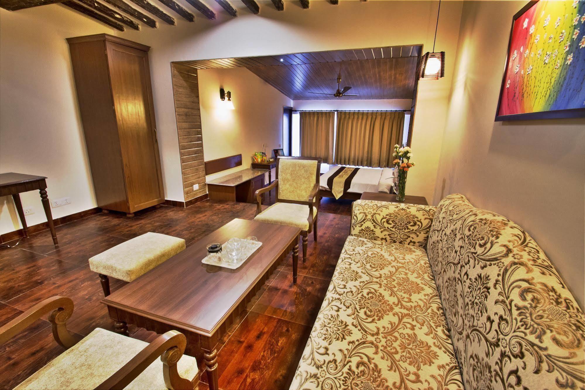 One Earth Royale Boutique Hotel Mussoorie Extérieur photo