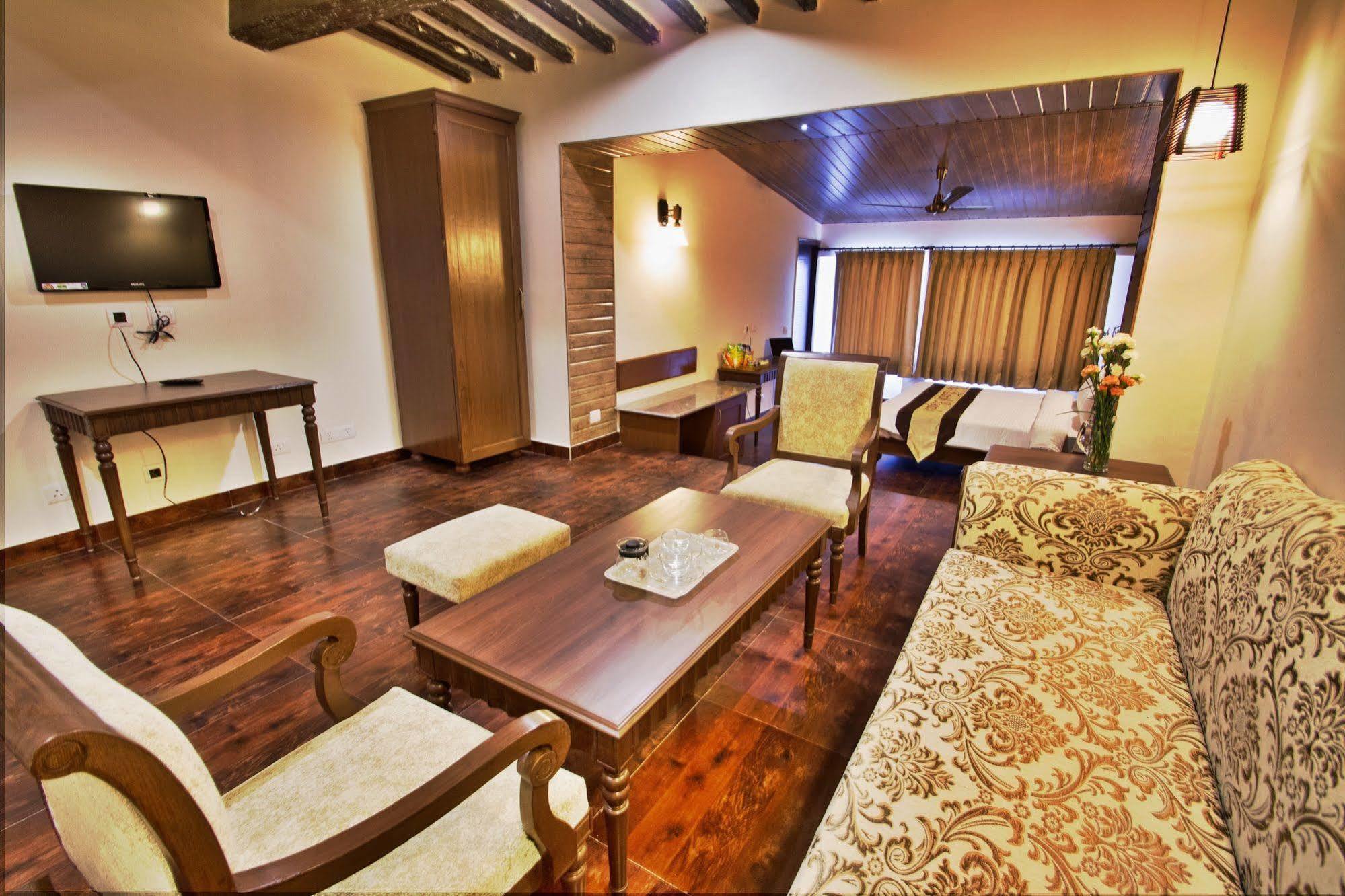 One Earth Royale Boutique Hotel Mussoorie Extérieur photo